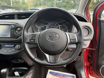 Toyota Yaris 1.5 VVT-h Icon Hatchback 5dr Petrol Hybrid E-CVT Euro 6 (101 ps)