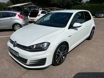 Volkswagen Golf 2.0 TDI BlueMotion Tech GTD Hatchback 3dr Diesel DSG Euro 6 (s/s