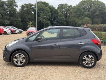 Kia Venga 1.6 4 MPV 5dr Petrol Auto Euro 6 (123 bhp)