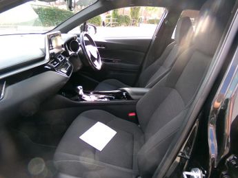 Toyota C-HR 1.8 HYBRID AUTOMATIC DESIGN