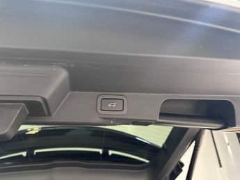 Land Rover Range Rover Sport 3.0 D250 MHEV HSE Silver SUV 5dr Diesel Auto 4WD Euro 6 (s/s) (2