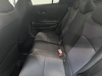 Toyota C-HR 2.0 VVT 13.6kWh Excel SUV 5dr Petrol Plug-in Hybrid CVT Euro 6 (