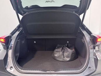 Toyota C-HR 2.0 VVT 13.6kWh Excel SUV 5dr Petrol Plug-in Hybrid CVT Euro 6 (