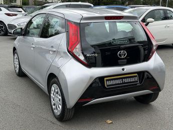 Toyota Aygo VVT-I X-PLAY X-SHIFT