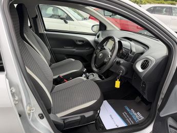 Toyota Aygo VVT-I X-PLAY X-SHIFT