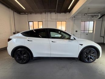 Tesla Model Y (Dual Motor) Long Range SUV 5dr Electric Auto 4WDE (384 bhp)