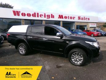 Mitsubishi L200 2.4 DI-D TITAN DCB