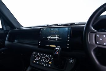 Land Rover Defender 110 3.0 D250 MHEV X-Dynamic HSE SUV 5dr Diesel Auto 4WD Euro 6 (s/s)