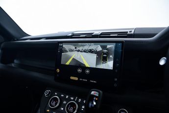 Land Rover Defender 110 3.0 D250 MHEV X-Dynamic HSE SUV 5dr Diesel Auto 4WD Euro 6 (s/s)