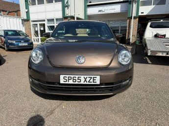 Volkswagen Beetle DESIGN TSI BLUEMOTION TECHNOLOGY