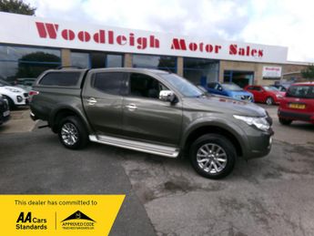 Mitsubishi L200 2.4 DI-D 4WD BARBARIAN DCB