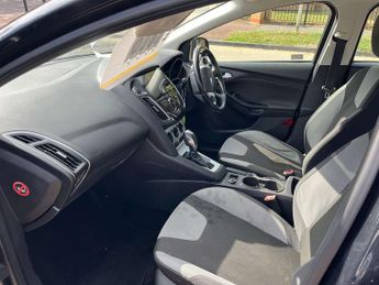 Ford Focus Zetec 125 Auto