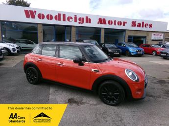 MINI Cooper 1.5 5 Door COOPER