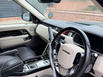 Land Rover Range Rover Rover Autobiography SDV6 Auto 4WD