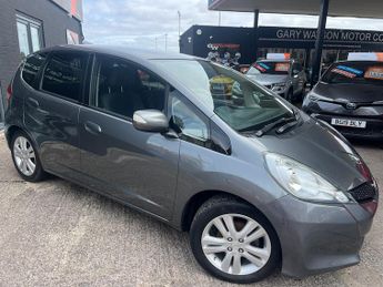 Honda Jazz I-VTEC ES PLUS