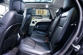 Land Rover Range Rover Sport 3.0 D300 MHEV HSE Silver SUV 5dr Diesel Auto 4WD Euro 6 (s/s) (3