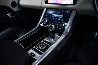 Land Rover Range Rover Sport 3.0 D300 MHEV HSE Silver SUV 5dr Diesel Auto 4WD Euro 6 (s/s) (3