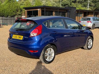 Ford Fiesta 1.0T EcoBoost Zetec Hatchback 5dr Petrol Powershift Euro 6 (100 