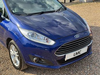 Ford Fiesta 1.0T EcoBoost Zetec Hatchback 5dr Petrol Powershift Euro 6 (100 
