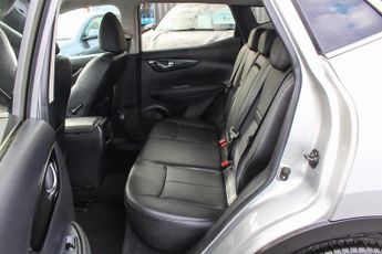 Nissan Qashqai 1.6 dCi Tekna SUV 5dr Diesel XTRON 2WD Euro 6 (s/s) (130 ps)
