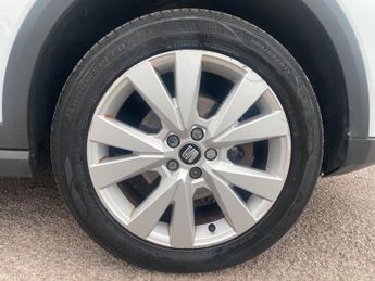 SEAT Arona TSI SE TECHNOLOGY DSG