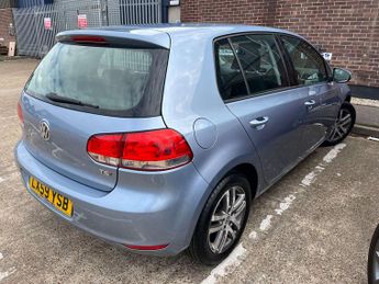 Volkswagen Golf SE TSi