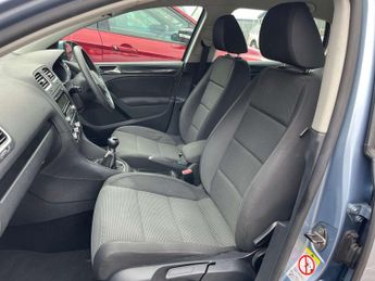 Volkswagen Golf SE TSi