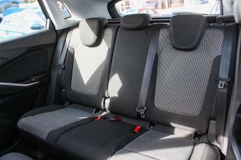 Vauxhall Grandland X 1.5 Turbo D BlueInjection SE SUV 5dr Diesel Auto Euro 6 (s/s) (1