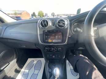 Dacia Sandero STEPWAY LAUREATE DCI