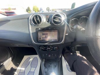 Dacia Sandero STEPWAY LAUREATE DCI