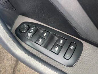 Peugeot 2008 1.2 PureTech Allure SUV 5dr Petrol EAT Euro 6 (s/s) (110 ps)
