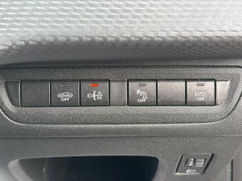 Peugeot 2008 1.2 PureTech Allure SUV 5dr Petrol EAT Euro 6 (s/s) (110 ps)