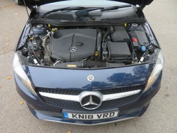 Mercedes 200 2.1 A200 D SPORT