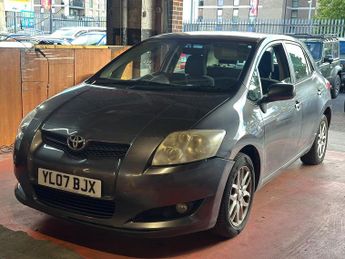 Toyota Auris 1.6 VVT-i TR 5dr
