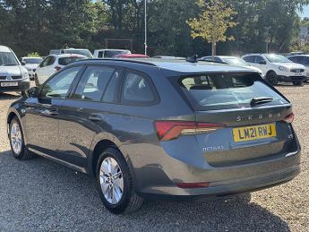 Skoda Octavia 1.0 TSI e-TEC MHEV SE Technology Estate 5dr Petrol Hybrid DSG Eu