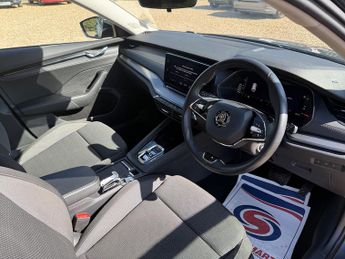 Skoda Octavia 1.0 TSI e-TEC MHEV SE Technology Estate 5dr Petrol Hybrid DSG Eu