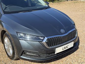 Skoda Octavia 1.0 TSI e-TEC MHEV SE Technology Estate 5dr Petrol Hybrid DSG Eu