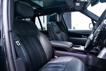 Land Rover Range Rover 3.0 P550e 38.2kWh Autobiography SUV 5dr Petrol Plug-in Hybrid Au