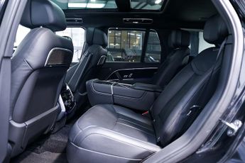 Land Rover Range Rover 3.0 P550e 38.2kWh Autobiography SUV 5dr Petrol Plug-in Hybrid Au
