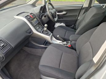 Toyota Auris VALVEMATIC COLOUR COLLECTION