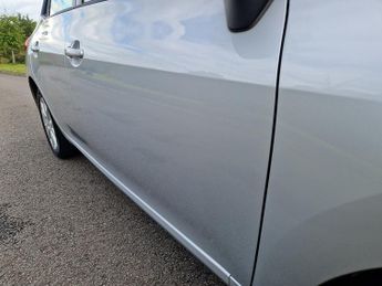 Toyota Auris VALVEMATIC COLOUR COLLECTION
