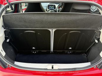 Toyota Aygo VVT-I X-TREND X-SHIFT