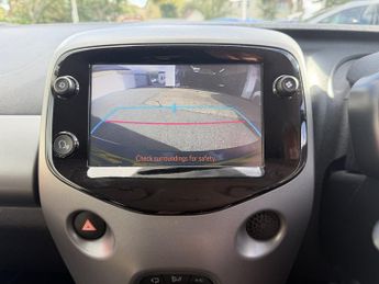 Toyota Aygo VVT-I X-TREND X-SHIFT