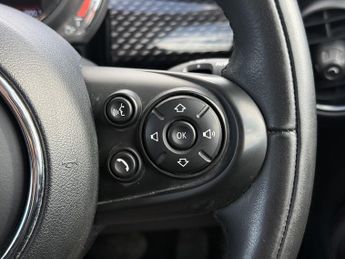 MINI Hatch 2.0 Cooper S Classic Hatchback 3dr Petrol Steptronic Euro 6 (s/s