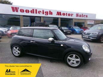 MINI Cooper 1.6 COOPER
