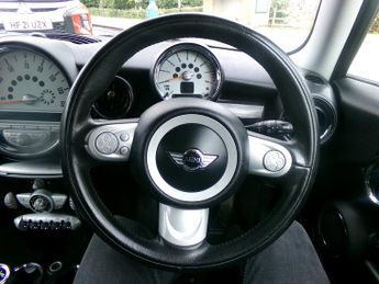MINI Hatch 1.6 COOPER