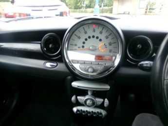 MINI Hatch 1.6 COOPER