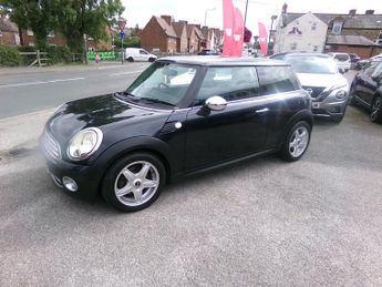 MINI Hatch 1.6 COOPER
