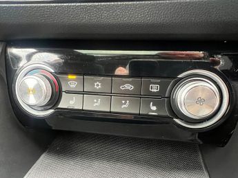 MG MG ZS EXCLUSIVE