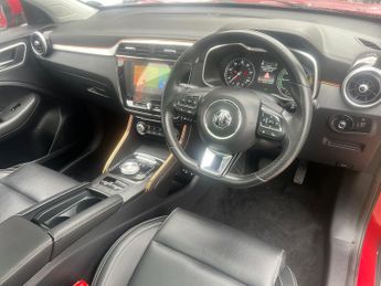 MG MG ZS EXCLUSIVE